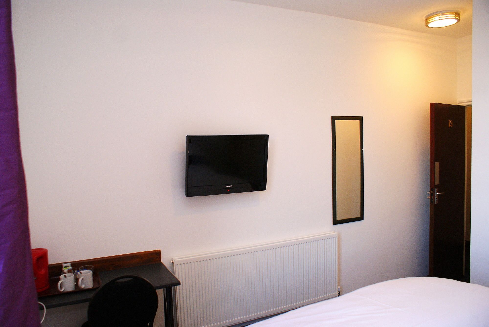The Hindes Hotel Harrow Exteriör bild
